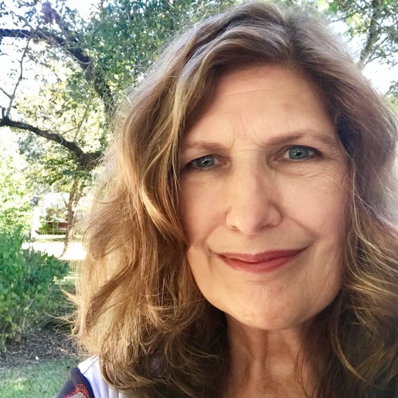 Meet your Posher, Lynne - Picture 5 of 10